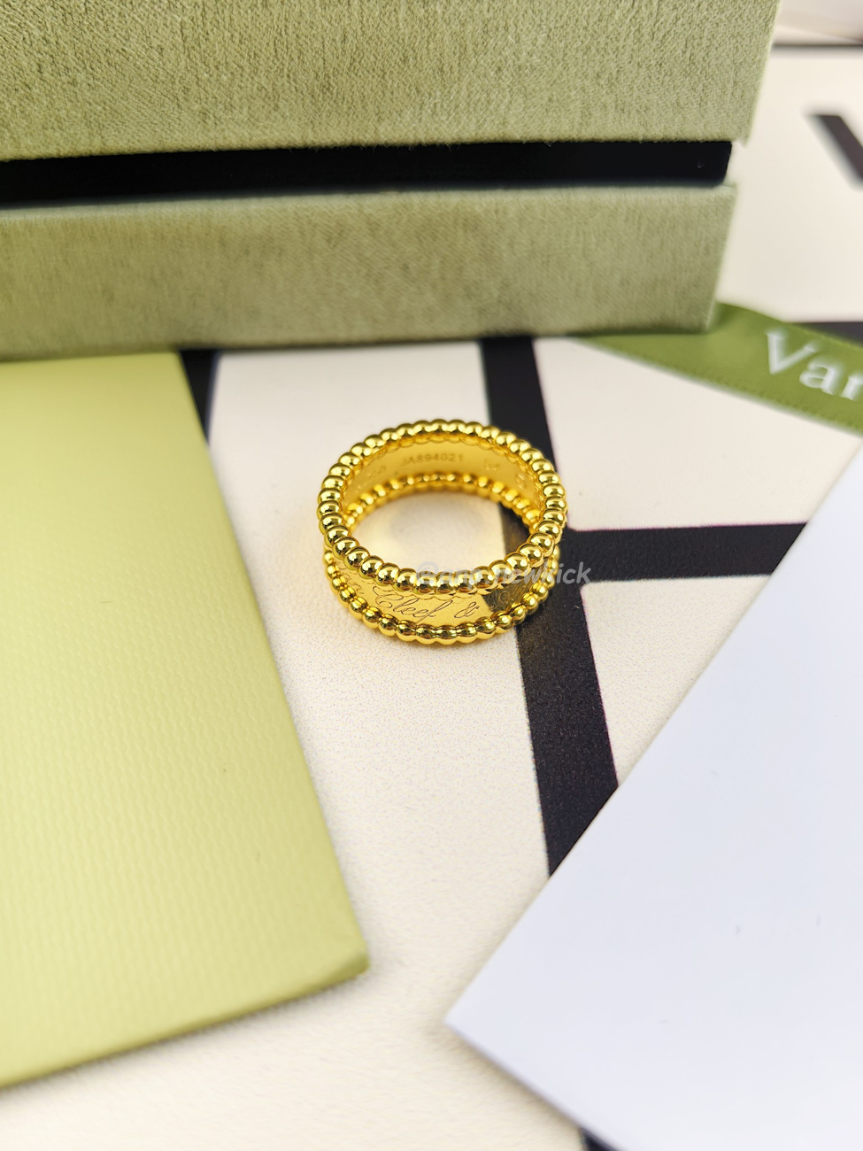 Van Cleef Arpels Full Diamond Ring (3) - www.newkick.vip